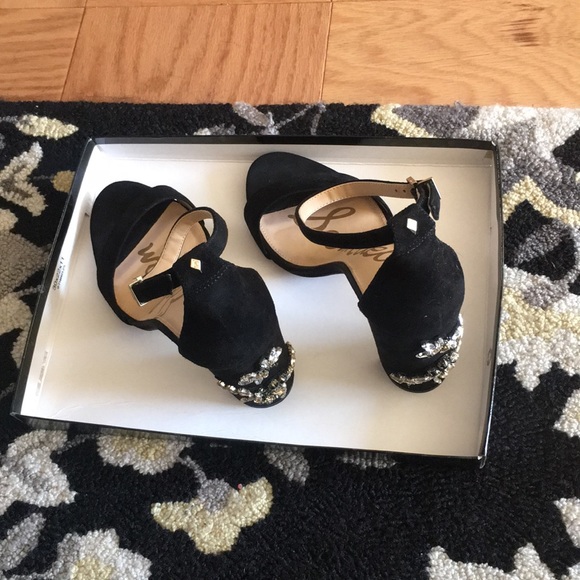 Suede Sandals with Crystals - Picture 2 of 6